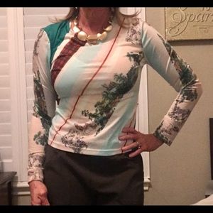 3/$25!!  New  Graphic Print Slim Fitted T-Shirt